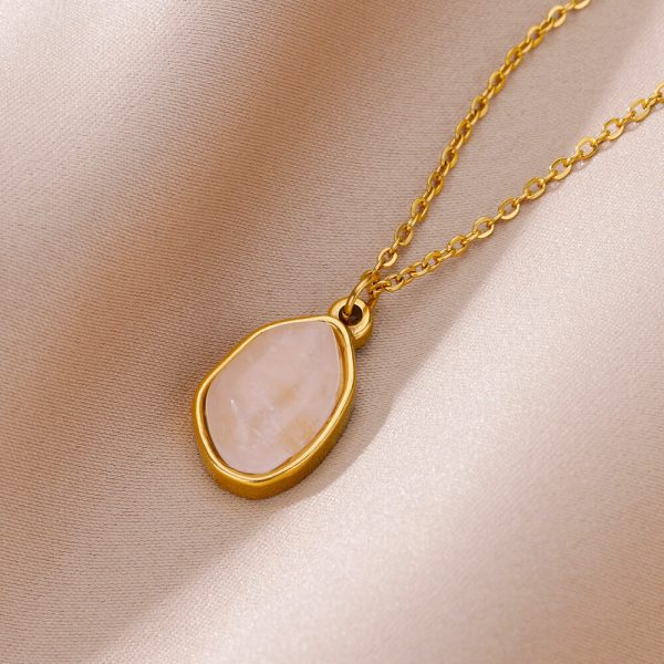 Irregular Geometric Green Pendant Necklace Clavicle Chain Female - Image 4