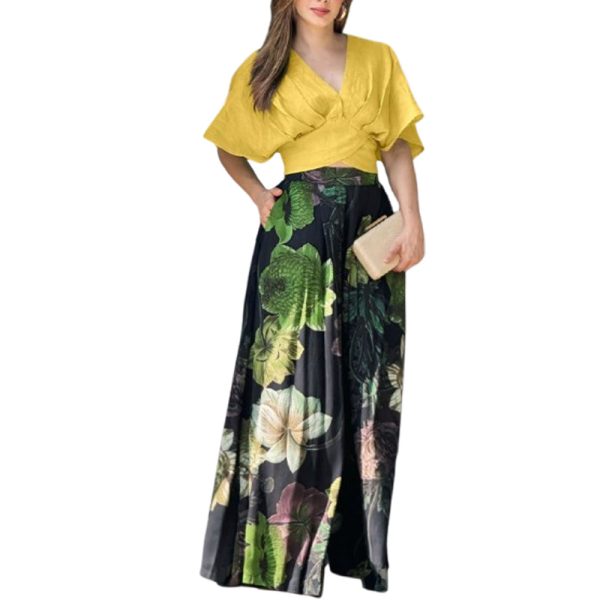 Women's Summer Short-sleeved Top And Pocket Trousers Printed Two-piece Suit - Image 2