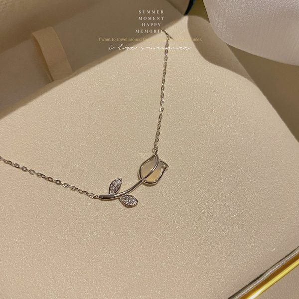 Women's High-grade Titanium Steel Necklace - Image 4