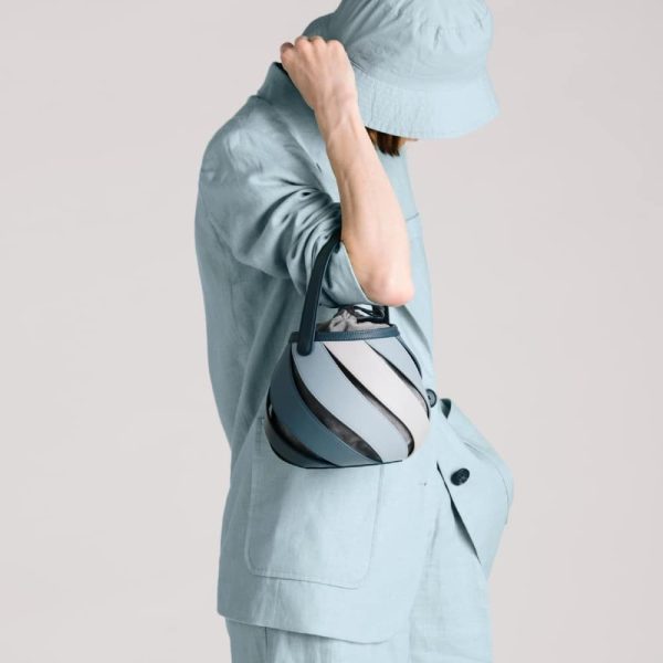 Cylindrical Contrast Color Portable Messenger Diamond Quilted Stitching Bucket Bag - Image 5
