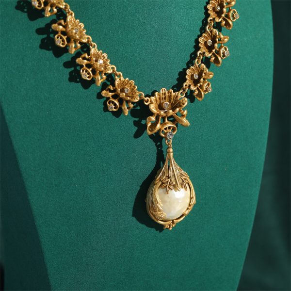 Personality Trendy Brass Baroque Pearl Necklace - Image 2