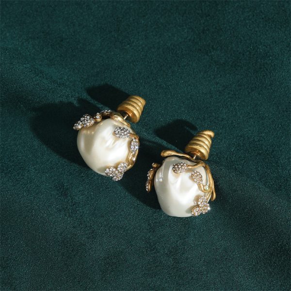 Personality Trendy Brass Baroque Pearl Necklace - Image 5