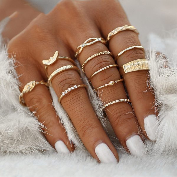 Women's Vintage Water Drop Diamond Ring Suit - Image 9
