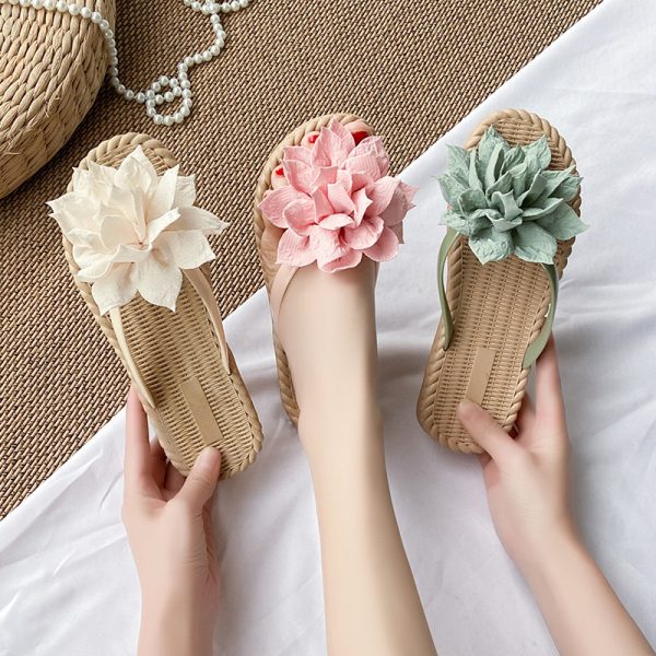 Gentle Woman Flowers All-matching Flat Shoes Non-slip Beach Sandals - Image 6